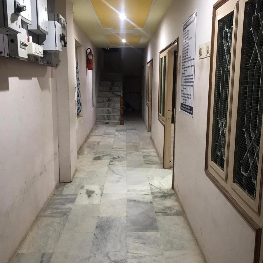 Balaji Residency 维尔尼甘尼 外观 照片